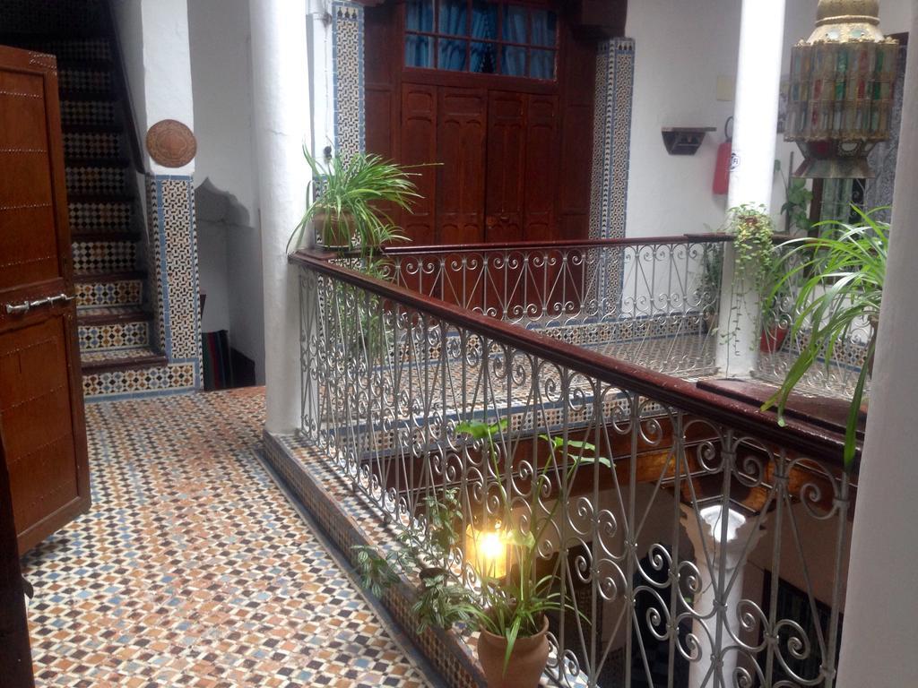 Hotel Riad Dalia Тетуан Екстер'єр фото