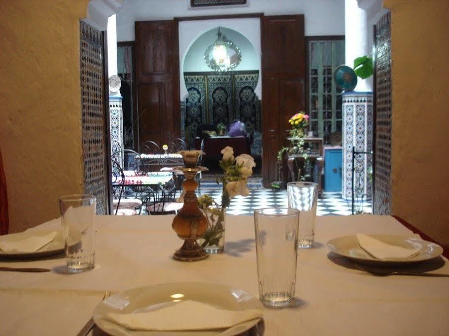 Hotel Riad Dalia Тетуан Екстер'єр фото